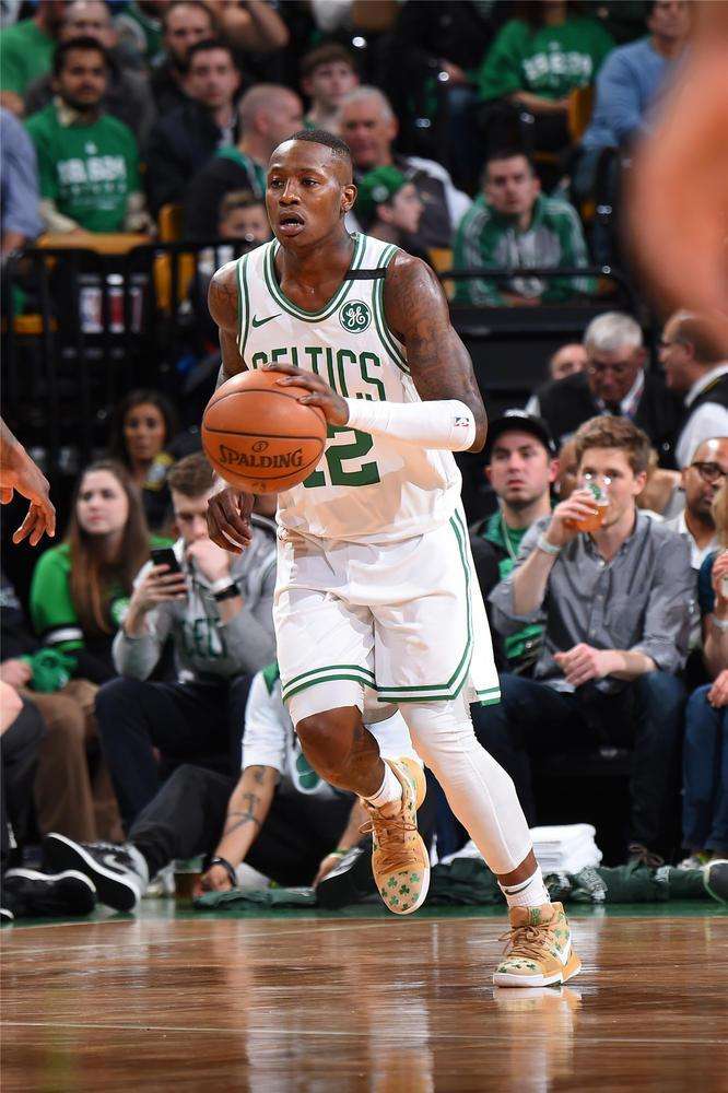 場上情況 場上情況