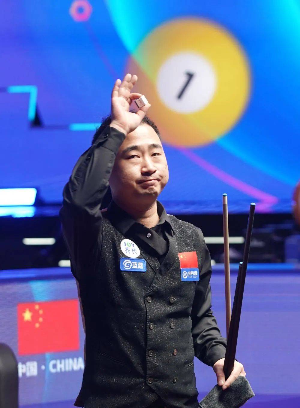 多种因素交 多种因素交