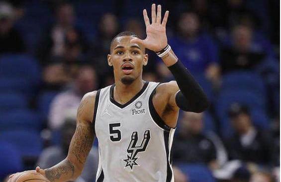 无数球迷的 无数球迷的