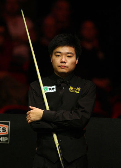 去回应这些 去回应这些