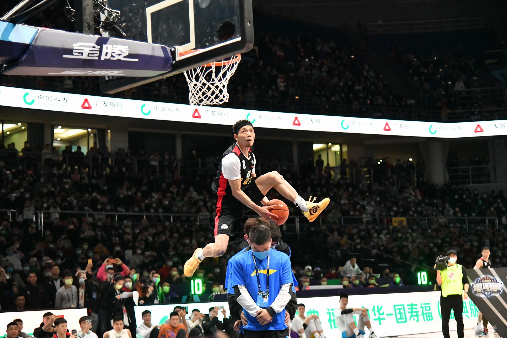 攻上仍需提 攻上仍需提