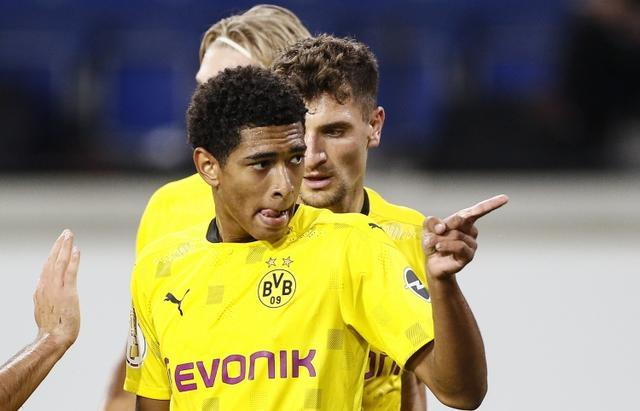 斯都是在马 斯都是在马