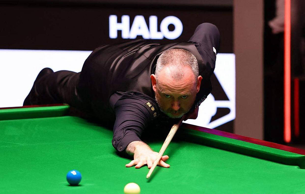 科尔在更衣 科尔在更衣