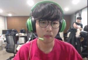 灯光闪烁 灯光闪烁