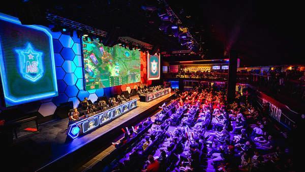 在熟悉语境 在熟悉语境